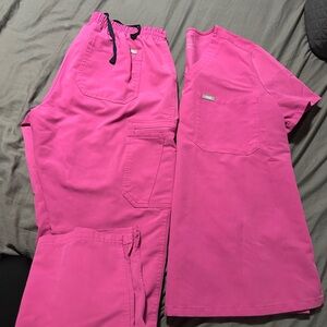 Figs Pink Scrub Set with Top and Pants both Medium